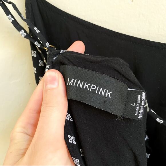 MINKPINK Black White Sleeveless‎ Romper - Picture 10 of 10